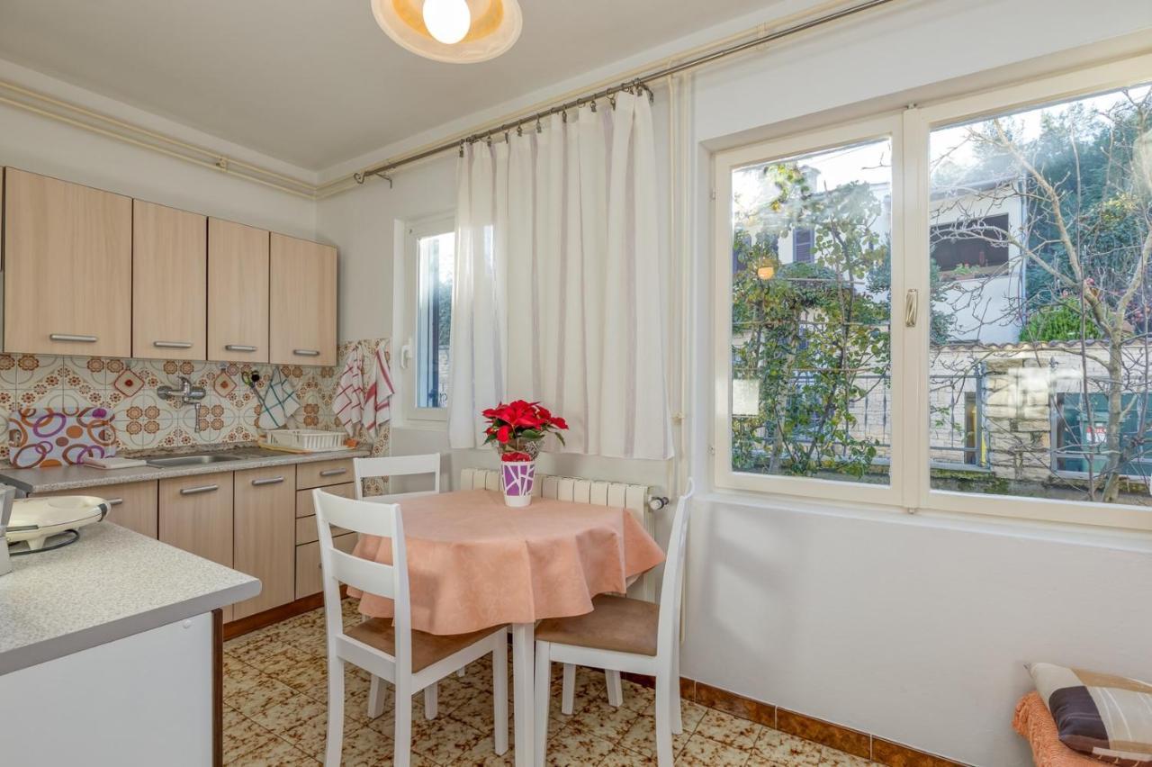 Apartment Complex Nevia ポレッチ エクステリア 写真