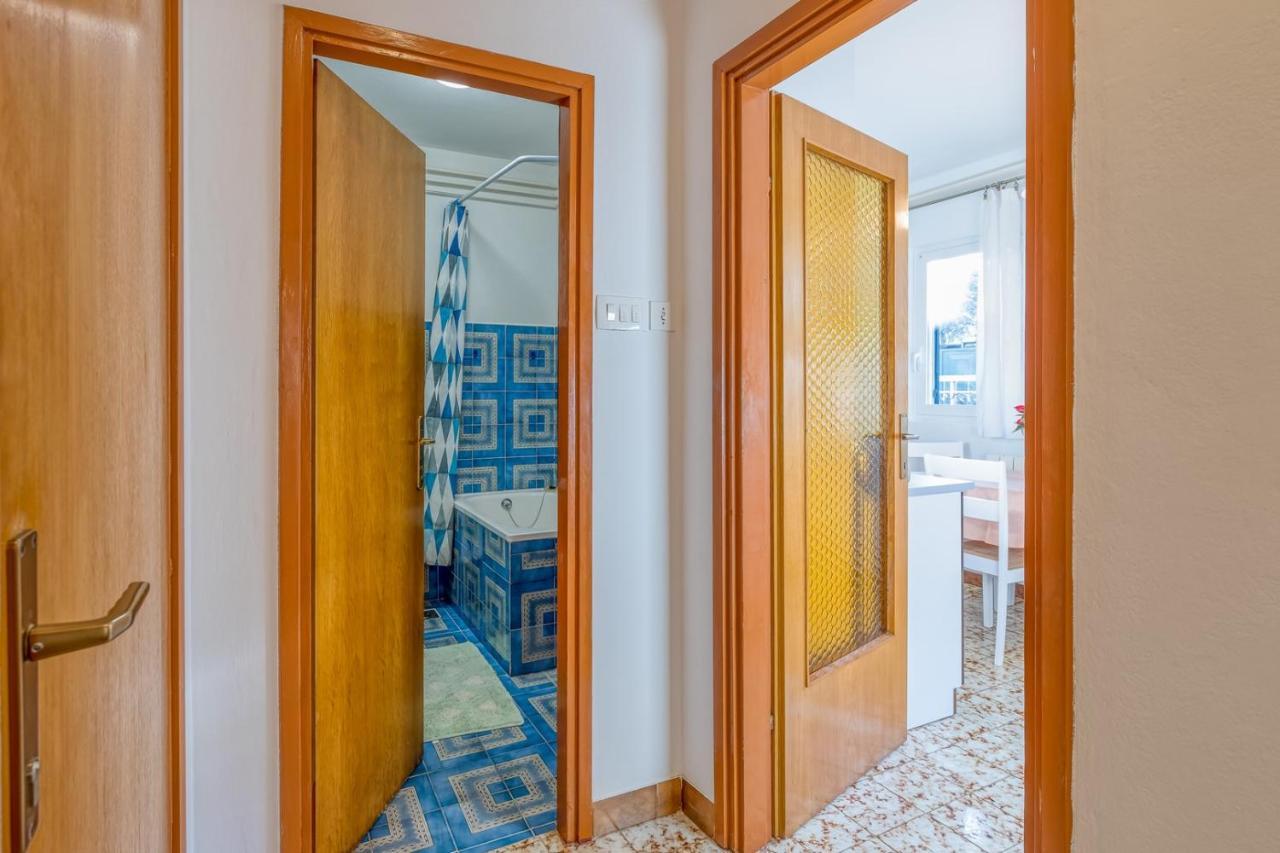 Apartment Complex Nevia ポレッチ エクステリア 写真
