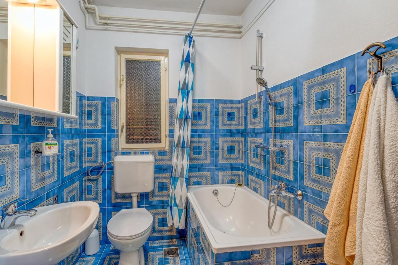 Apartment Complex Nevia ポレッチ エクステリア 写真